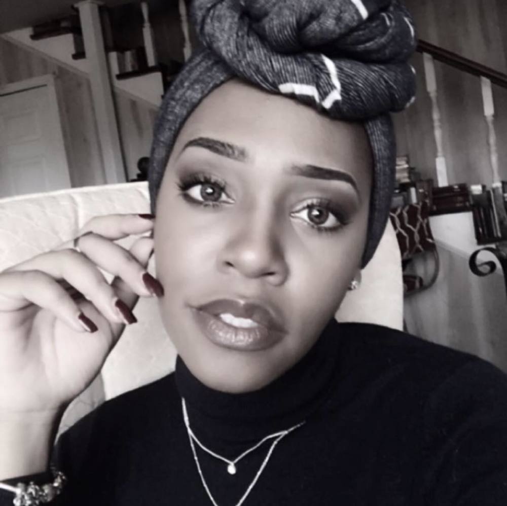 Meet your Posher, Courtney